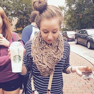 Meet your Posher, Kristen