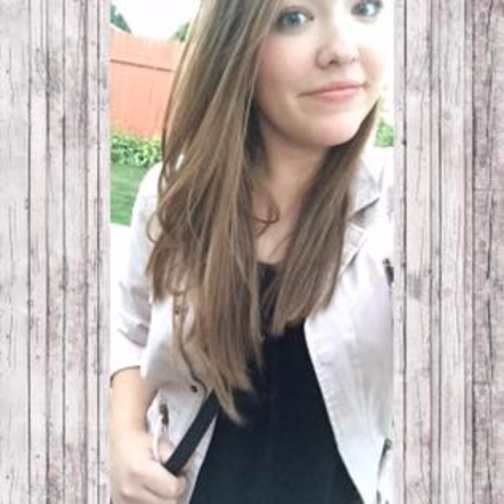 Meet your Posher, Micaela
