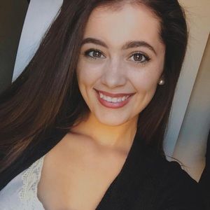 Meet your Posher, Anna!