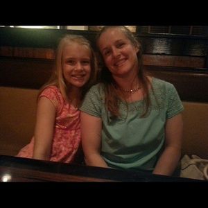 Meet your Posher, Gena