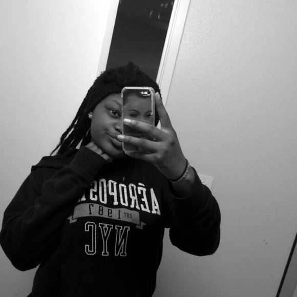 Meet your Posher, Khiari