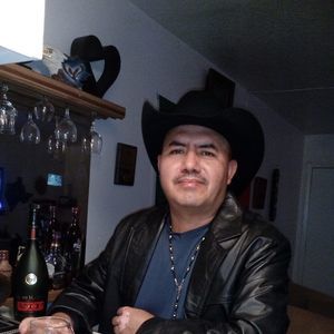 Meet your Posher, Armando