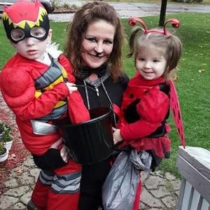 Meet your Posher, Lalanea