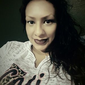 Meet your Posher, Cecilia