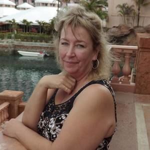 Meet your Posher, Suzanne