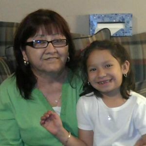 Meet your Posher, Alicia