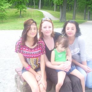 Meet your Posher, Adrienne