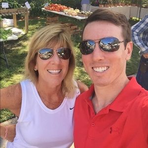 Meet your Posher, Stacy