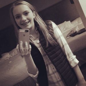 Meet your Posher, Sierra