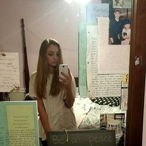 Meet your Posher, Rachel