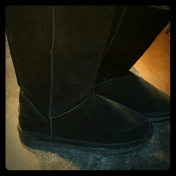 Bearpaw boots