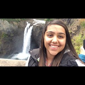 Meet your Posher, Syona