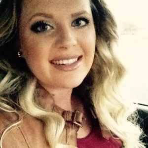 Meet your Posher, Deborah