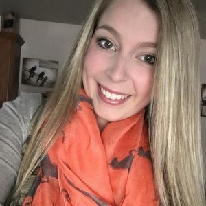 Meet your Posher, Alysha