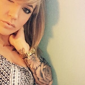 Meet your Posher, Lindsey