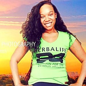 Meet your Posher, Ayrica