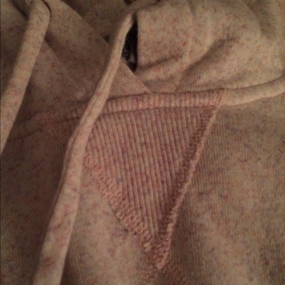 Half sleeve light pink hoodie - Picture 4 of 4