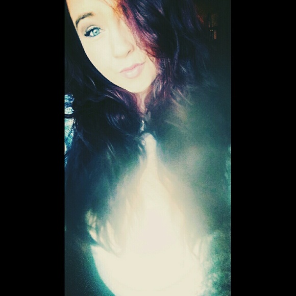 Meet your Posher, Kayla