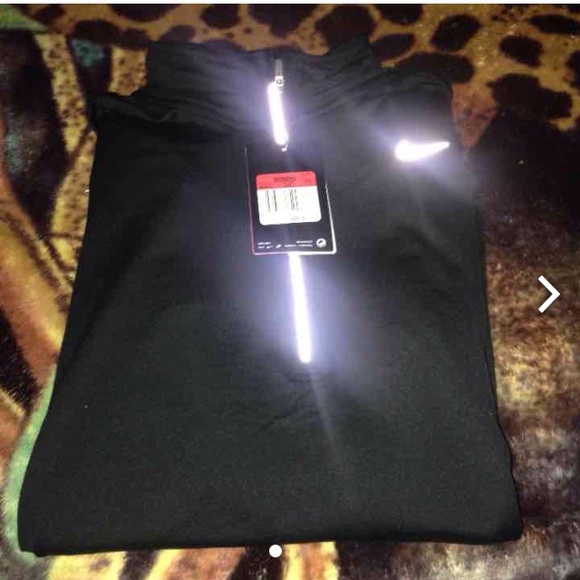 Nike dri fit sweater