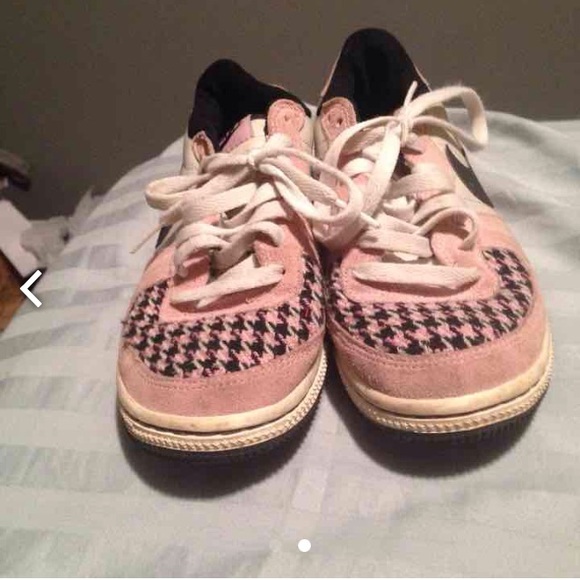 Nike dunks - Picture 2 of 2