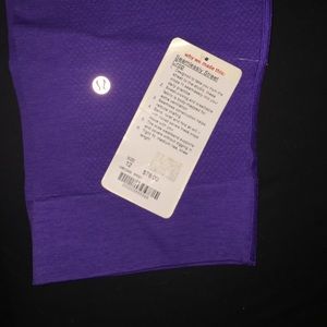 Lululemon seamlessly street crops