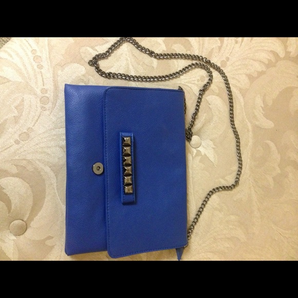 Blue bag with chain strap - Picture 2 of 4