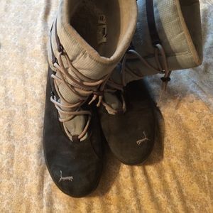 Puma boots
