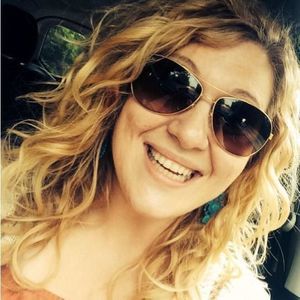 Meet your Posher, Mandie