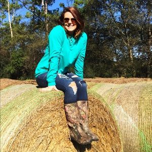 Meet your Posher, Lucy