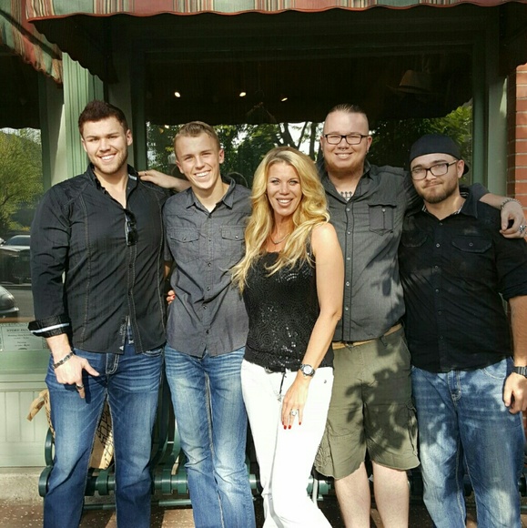 Meet your Posher, Christine - Picture 3 of 4