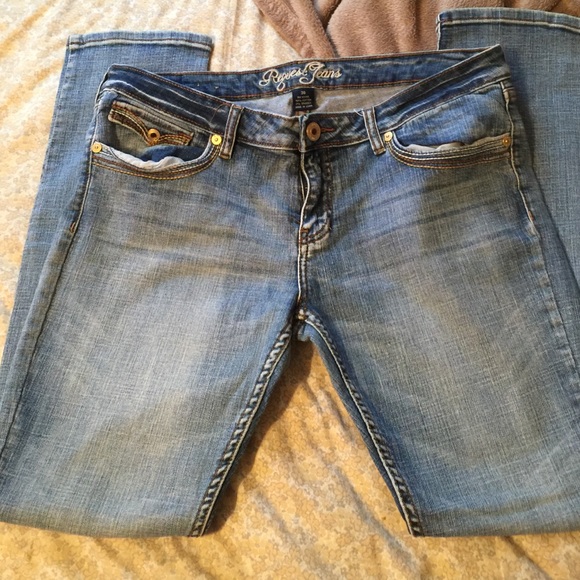 Request jeans