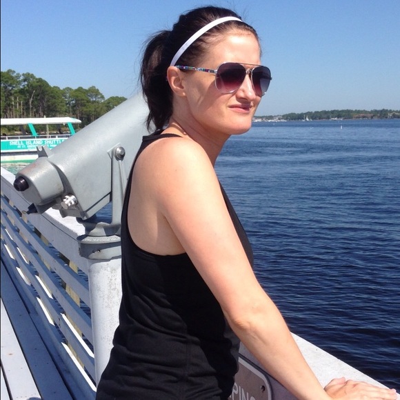 Meet your Posher, Dana - Picture 1 of 1
