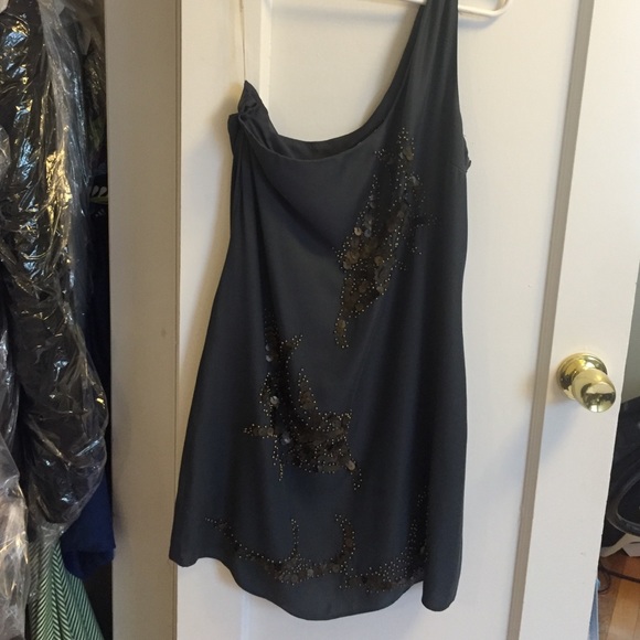 Cute one shoulder dress - Picture 3 of 4