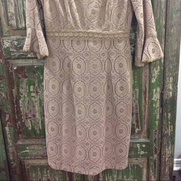 Dress - Picture 4 of 4