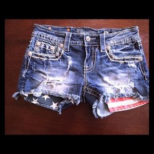 Size 26 Miss Me shorts