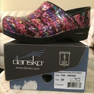 Dansko Pro Funky Knit Patent. size 39