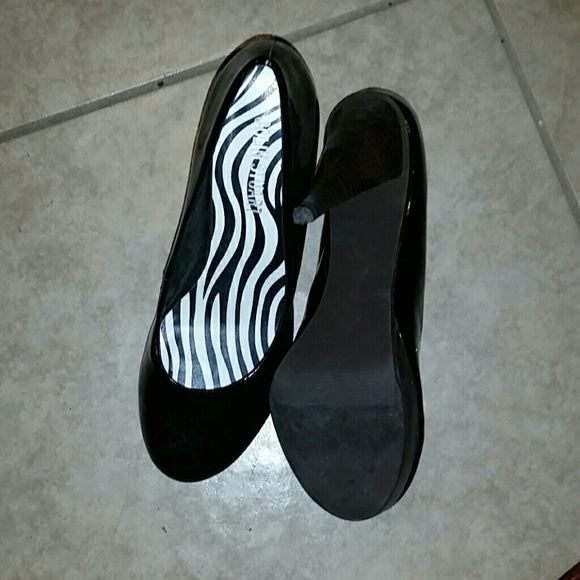 High heels - Picture 2 of 4