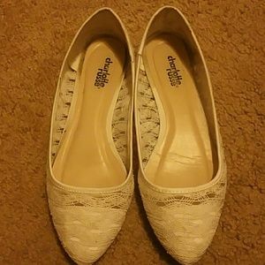 White lace flats