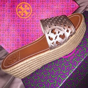 Tory Burch size 8 brand new