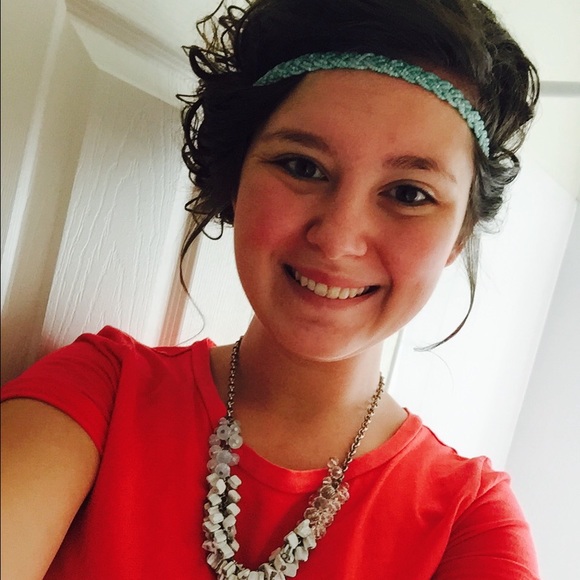 Meet your Posher, Deidra