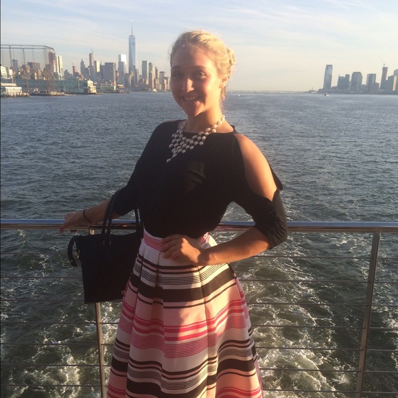 Open shoulder top