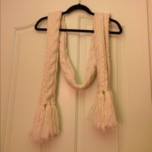 Long cable knit scarf