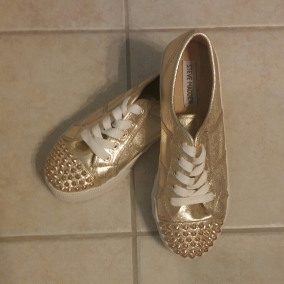 NEW Steve Madden platform sneakers