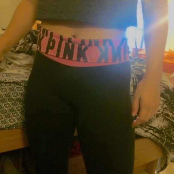 PINK yoga pants