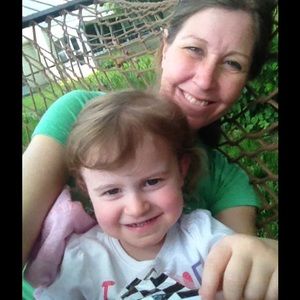 Meet your Posher, Suzanne