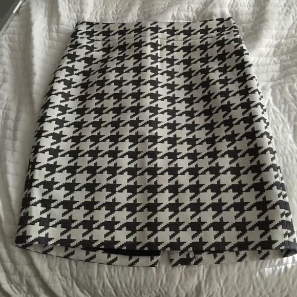 Pencil skirt