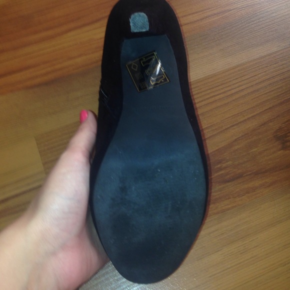 Call it Spring black heel bootie - Picture 3 of 3