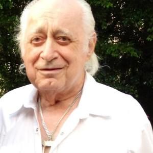 Meet your Posher, Hy