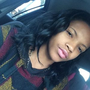 Meet your Posher, Mallorie