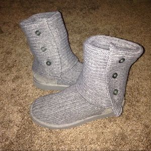 Classic Cardy Sweater Uggs (gray)
